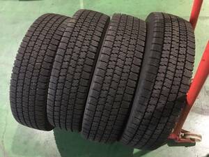 x880-3-11 ☆205/85R16 2022年製♪ 中古4本！ トーヨー M935（スタッドレス） k120