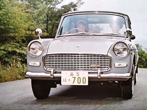 トヨタ パブリカ デラックス スタンダード 1964 昭和39年 当時物カタログ！☆ TOYOTA PUBLICA 700cc UP10D UP10 国産車 絶版 旧車カタログ