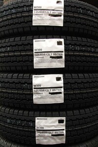 4本セット総額15800円個人宅配21800円 2023年製 BRIDGESTONE W300 145/80R12 80/78N LT 145R12 6PR スタッドレス 冬タイヤ 軽トラ軽バン 13