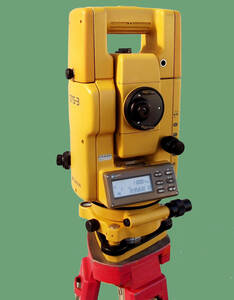 精度確認済　TOPCON GTS-310ⅡA トータルステーション　（11-1）