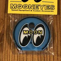 mooneyes ムーンアイズ アイボール キーキャップ ライトブルー ぺったんこ 絵柄は立体 キーホルダー moon eyes eyeball 色違いでぜひどうぞ_画像1