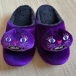 新品　アナスイ　ANNA SUI ルームシューズ スリッパ　ボア 猫　ねこ　ネコ　黒　紫　パープル　冬　モコモコ　もこもこ　クリスマス