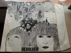 ビートルズ☆REVOLVER 英国Y&B MONO PMC7009 ローマン体 EJD