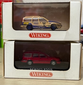 1103-31 WIKING Volvo 850 R 2台