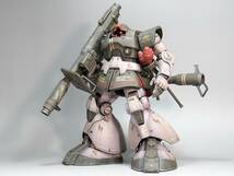 【MG 1/100 MS-09 ドム 戦場風 フルウェポン 改修塗装完成品】_画像5