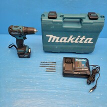 55★送料無料!★マキタ 10.8V充電式ドライバドリル DF332D 充電器バッテリ 中古動作品 ●★●★●★●_画像2