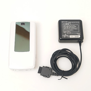 [Используется/DR1243A] NTT DOCOMO DOCOMO DOCOMO LG Electronics Cathay Mobile Phone Garake L-03A White * Операция была подтверждена (инициализирована)