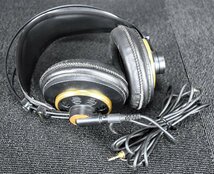 ☆動作品☆ AKG (アーカーゲー) K240 Studio ヘッドホン 11J1431_画像1