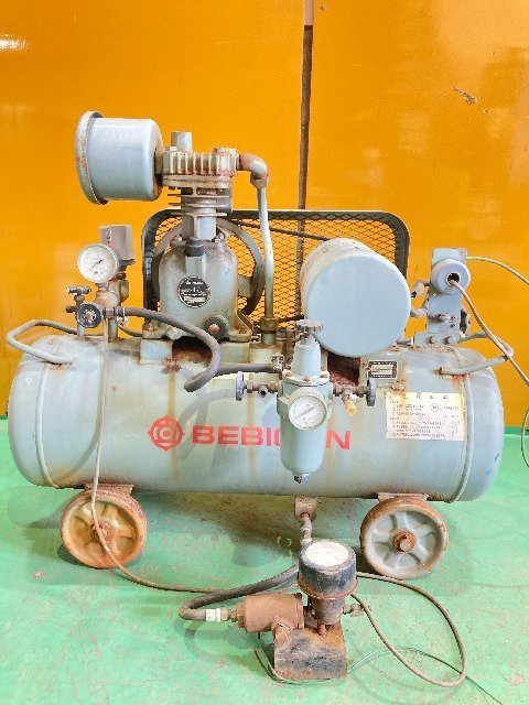 送料が1になってますが支店止め支払いです。。日立ベビコン0.75kw1馬力