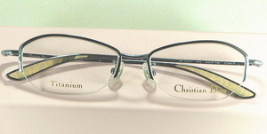 Christian Dior（クリスチャン・ディオール）メガネめがねCHRISTIAN DIOR CD-7533J-B4Q 訳あり。（ディオール専用ケースがございません。）