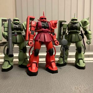 機動戦士ガンダム HG ザクII 計３機セット シャア専用ザクⅡ 量産型ザクⅡ×2機　バンダイ ガンプラ HGUC 完成塗装済