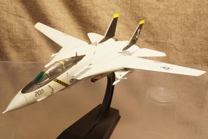 ★アメリカ戦闘機　グラマン F-14A トムキャット　1/100　911073　第84戦闘飛行隊