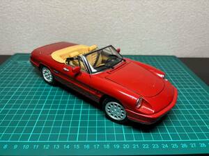 JOUEF EVOLUTION アルファロメオ　スパイダー　ALFA ROMEO 1/18