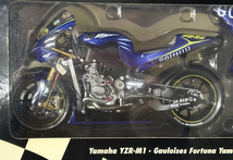 ミニチャンプス 1/12 ヤマハ MINICHAMPS Yamaha YZR-M1・Gauloises Fortuna Yamaha Team Valentino Rossi MotoGP 2004 新品未使用 未開封品_画像1