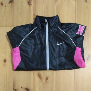 NIKE ウインドブレーカー 140 ナイキ スポーツ ジャンパー 女の子 防寒着