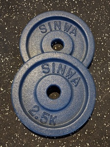 SINWA　バーベルプレート　2.5kg　2枚　　中古バーベルプレート　ボディビル