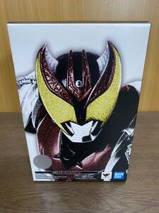 30) S.H.Figuarts（真骨彫製法）仮面ライダーキバ キバフォーム