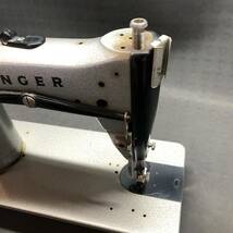 R253　SINGER　シンガー 職業用足踏みミシン 188U　レトロ　アンティーク　ハンドクラフト　手工芸　現状品_画像7