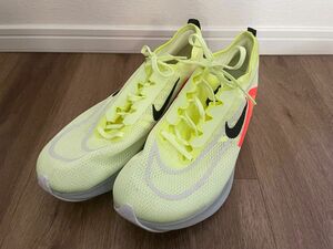 NIKE zoomfly4 28.5cm