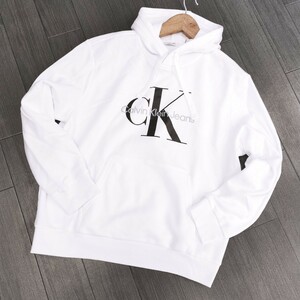 Z ×【商品ランク:S】未使用 カルバンクライン Calvin Klein ロゴプリント 長袖 プルオーバー パーカー 175/88A メンズ トップス 紳士服 