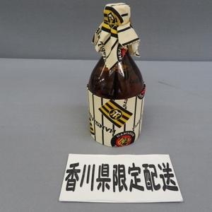 1A53* Kagawa prefecture ... person only buy possible * shochu Hanshin Tigers cloth with cover 720ml? 6/1*A