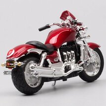 1/18 スケール bburago トライアンフ ロケット 3 トライデントクルーザー moto rcycle おもちゃ バイク ロードスター_画像4