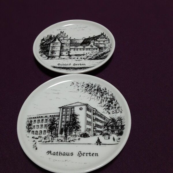 西ドイツ Herten(ヘルテン市)絵付け飾り小皿セット
