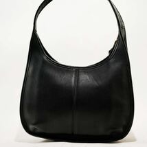 極美品 VINTAGE COACH オールドコーチ　HOBO エルゴ　ヴィンテージ コーチ レザー 本革 ワンショルダー　　　黒 ブラック_画像3