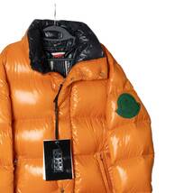 Moncler：ダウンジャケット　オレンジ　サイズ5　ハンガー付き　タグ付き_画像4