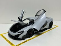 セール品　AUTOart 1/18 McLaren 675 LT 2016 silica white　マクラーレン_画像6