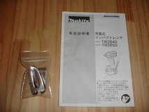 極美品　マキタ 18V 充電式インパクトレンチ TW285DZ　充電器　バッテリ　ケース　ソケット17mm　19mm　21mm_画像9