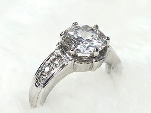 『▲ギラロッシュ Guy Laroche シルバー 925刻 リング 大粒ジルコニア(約2ct) ダイヤ(0.06ct) アクセサリー＊レターパックライト発送可』