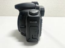 11K038 Canon キヤノン イオス EOS 20 D デジタル 一眼レフ カメラ 動作未確認_画像4