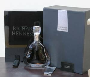 ☆RICHARD　Hennessy 【 ヘネシー リシャール】コニャック バカラ ブランデー　古酒　700ml箱付 　現行　未開栓