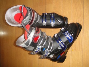 ★★SALOMON 【ＳＫＩー靴】美品・２５：０～２５：５ｃｍ 