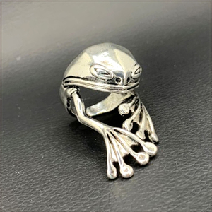 [RING] Vintage Silver ヴィンテージ シルバー ビッグ フロッグ 前足を伸ばした かえる キモカワ カエル オープン フリーサイズ リング