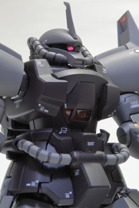 「プレミアムバンダイ」1/144　HGUC MS-07H-8 グフ・フライトタイプ 塗装済み完成品 