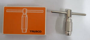 新品未使用 トラスコ (TRUSCO)Ｔ型タップホルダーＭ2～Ｍ4.5ｍｍ TT-45