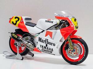 ハセガワ 1/12 WGP 1988年 Marlboro YAMAHA YZR500 #1　E.ローソン　完成品