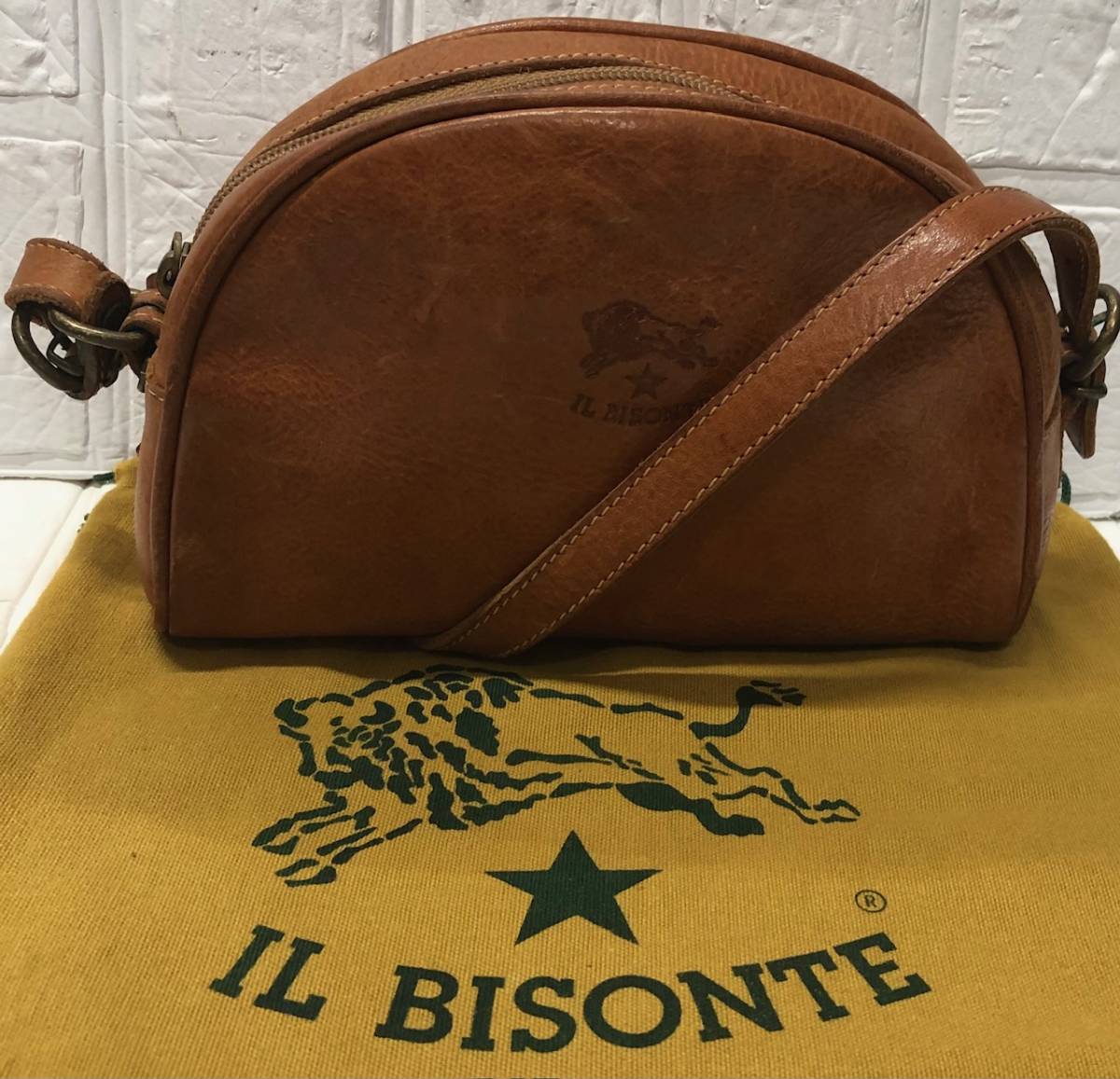 希少 美品】IL BISONTE ショルダーバッグ ヤキヌメ 本革 可愛い-