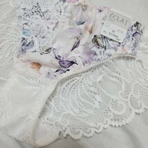 【タグ付き新品未使用】 ECLAT☆ブラショーツセット☆ブラジャー＆総レースフルバック☆マットサテン生地☆フラワー刺繍☆清楚なホワイト_画像5