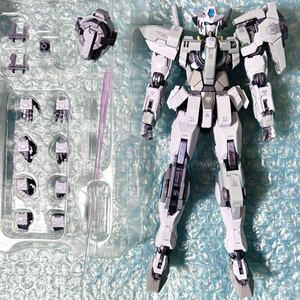 機体素体セット 標準バックパック取付済み METAL BUILD ガンダムアストレアII