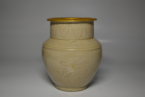 中国美術　定窯　白磁　壺　花瓶　中国古玩　置物　