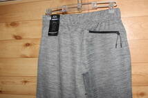 未使用　メンズM　オークリーOAKLEY　スウェットジョガーパンツ　ENHANCE WR GRID FLEECE PANTS 12.0 FOA403567　送料無料即決_画像4