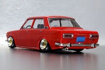 絶版 希少 レア 1/64 ダットサン 510 4ドア セダン 改 左ハンドル 日産 ブルーバード 深リム SSR シャコタン カスタム ハの字 旧車 名車_画像9