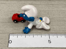 SMURFS/スマーフ PVC フィギュア 赤ちゃんと車 スマーフ_画像2