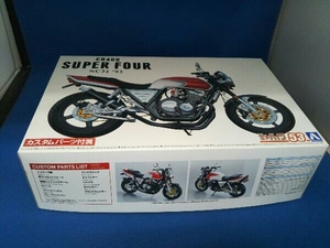 プラモデル アオシマ 1/12 ホンダ NC31 CB400 SUPER FOUR '92 カスタムパーツ付き ザ・バイクシリーズ No.53