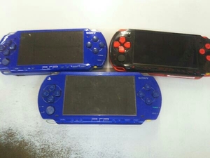 ジャンク PSP-1000 2000 3000 本体　3台セット　ブルー　レッド&ブラック