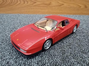 鴨072 ブラーゴ 1/24 フェラーリ テスタロッサ Ferrari Testarossa Bburago レッド