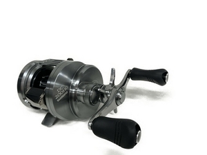 SHIMANO 20 カルカッタ コンクエスト DC200HG リール 中古 S8208107